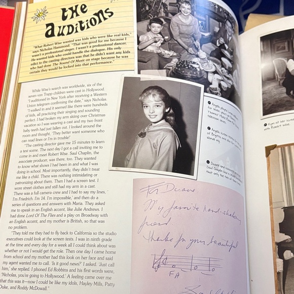 The Sound of Music Family Scrapbook - 2011 By Fred Bronson (SEVENOAKS) - Picture 7 of 16